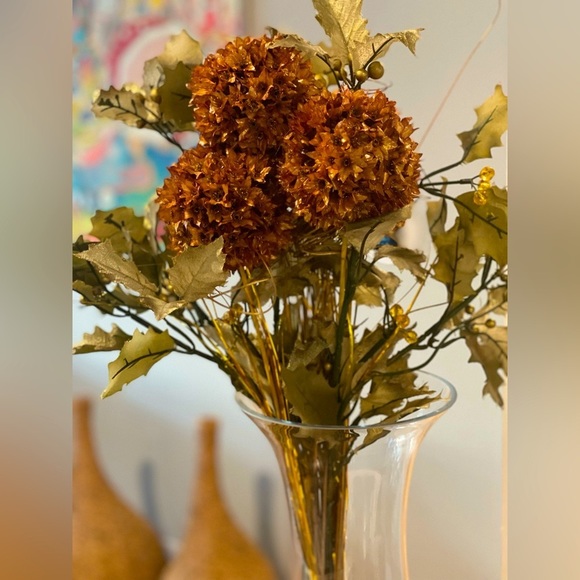 Holiday Flowers Arraignment - Picture 2 of 12